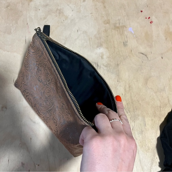 Handmade embossed leather clutch wristlet - Picture 2 of 3